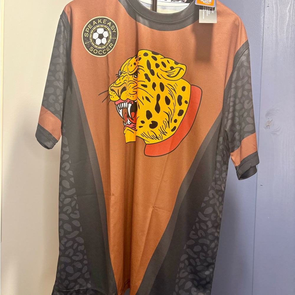 NWT’s Speakeasy Soccer Men's Leopard Jersey - Brown and Black